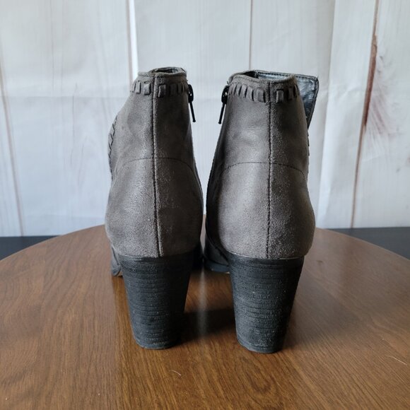 Zigi Soho Halyn Chelsea Block Heel Booties, Sz 9.5, Western/Cowgirl/Boho Ankle B - Picture 13 of 15